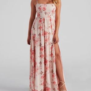 Windsor Effortlessly Enchanting Maxi Dress